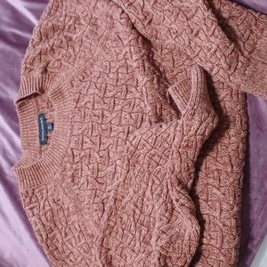 Cable knit crew neck